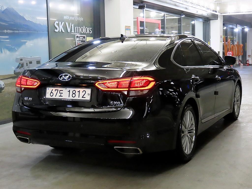HYUNDAI Aslan - Vista 4