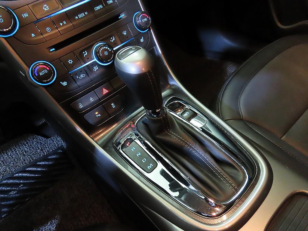 Chevrolet Malibu - Vista 12