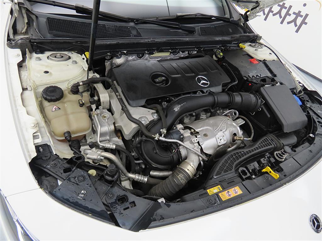 Mercedes Benz CLA Class 2020 Blanco - Importación desde Corea - HF Imports Iquique - Foto 19