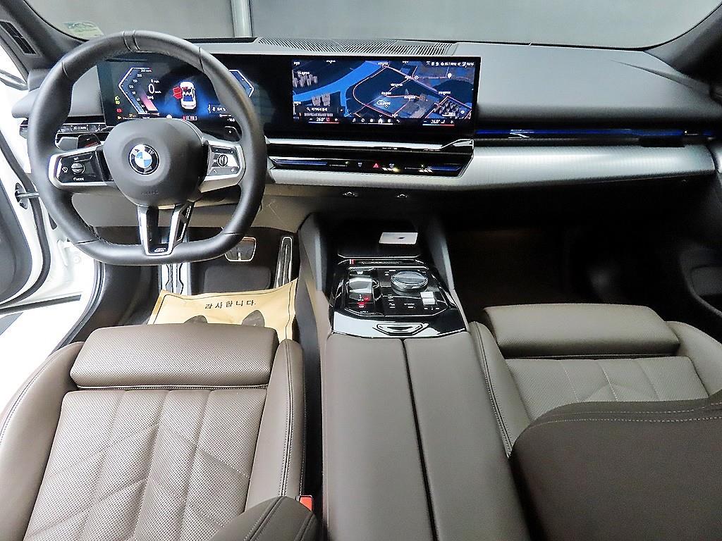 BMW 5 Series - Vista 7