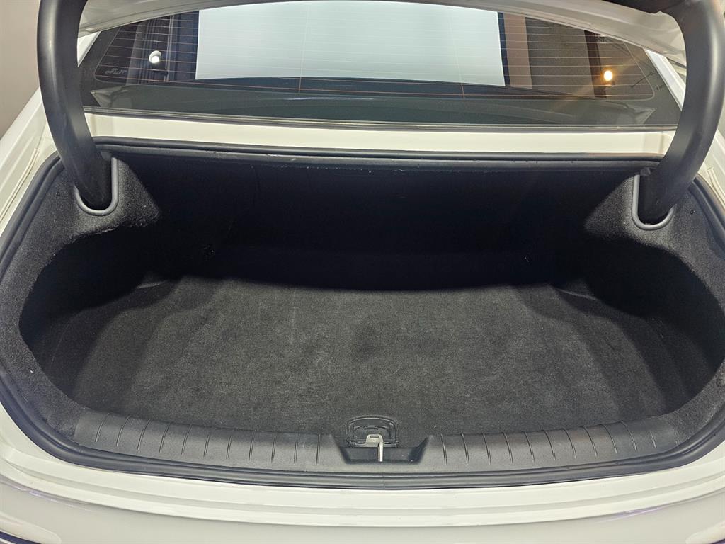 HYUNDAI Grandeur 2023 Blanco - Importación desde Corea - HF Imports Iquique - Foto 14