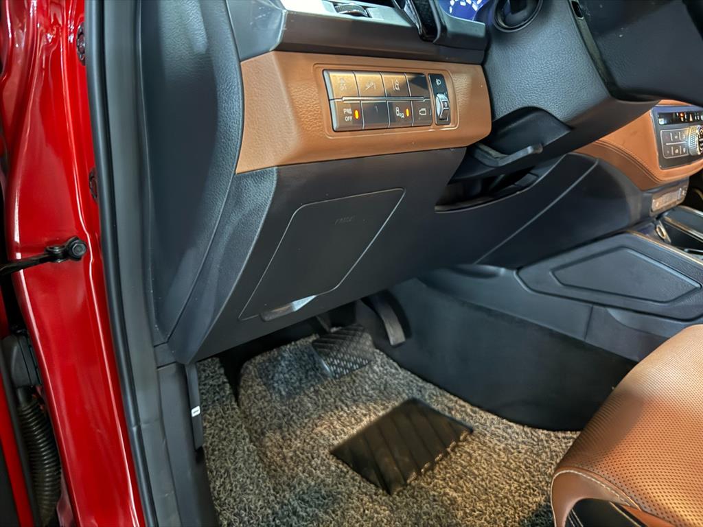 Ssangyong Rexton - Vista 10