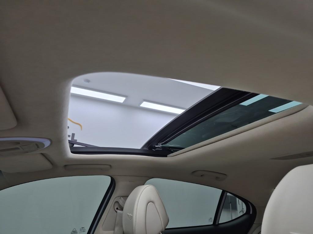 Genesis G70 2018 Blanco - Importación desde Corea - HF Imports Iquique - Foto 13