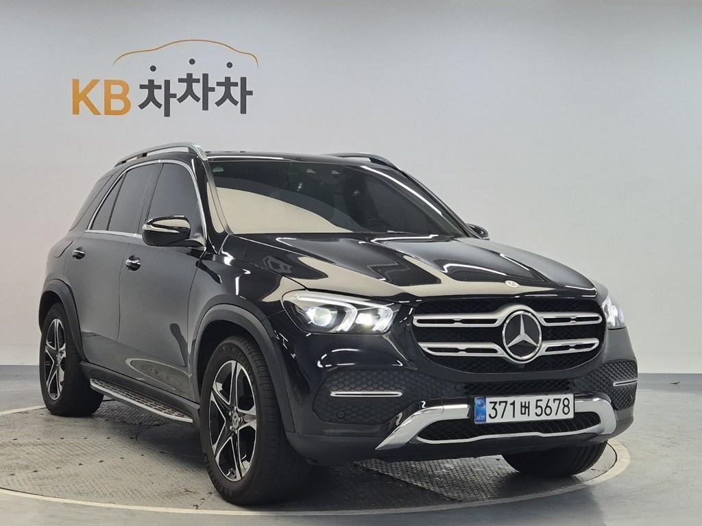 Mercedes Benz GLE Class - Vista 4