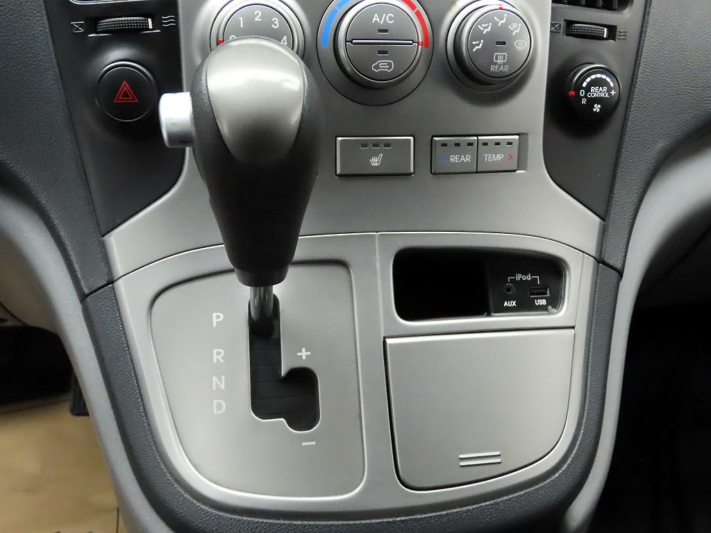 HYUNDAI Starex - Vista 11