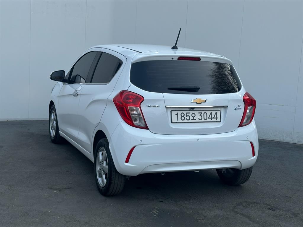Chevrolet Spark - Vista 6