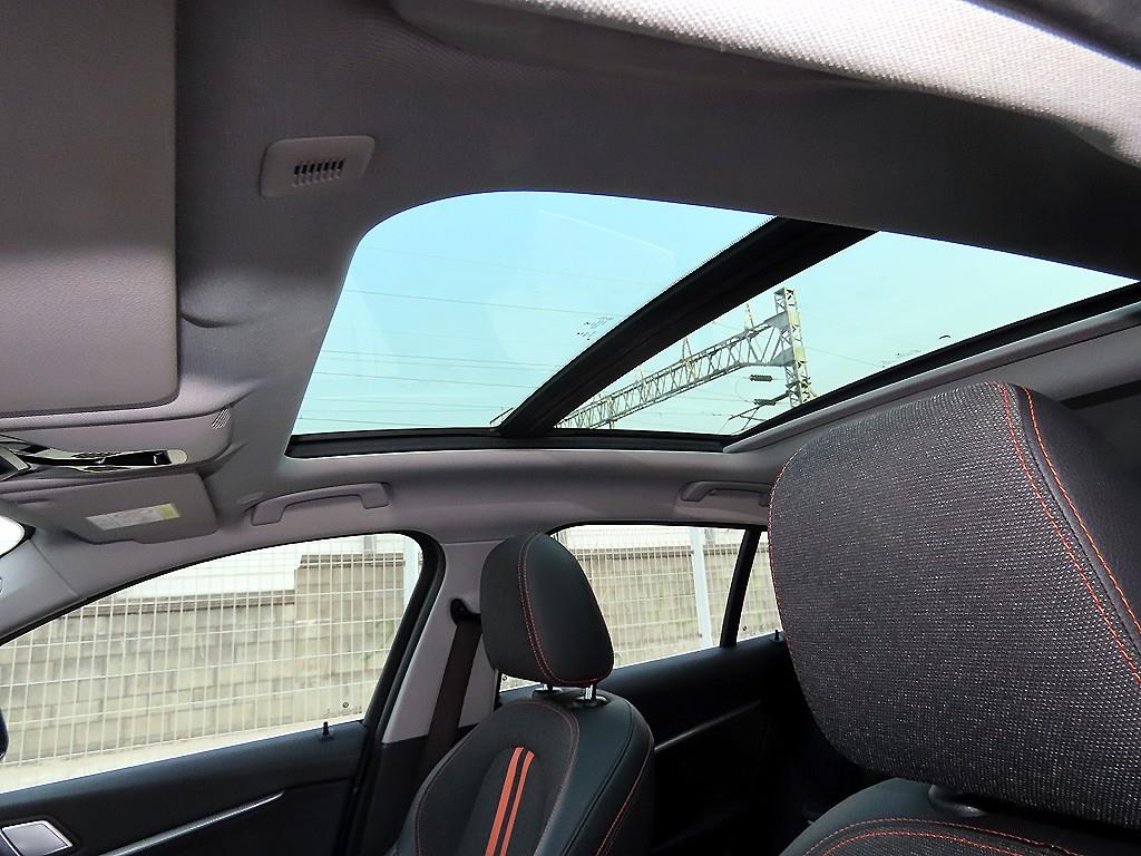 BMW 1 series 2021 Azul - Importación desde Corea - HF Imports Iquique - Foto 18