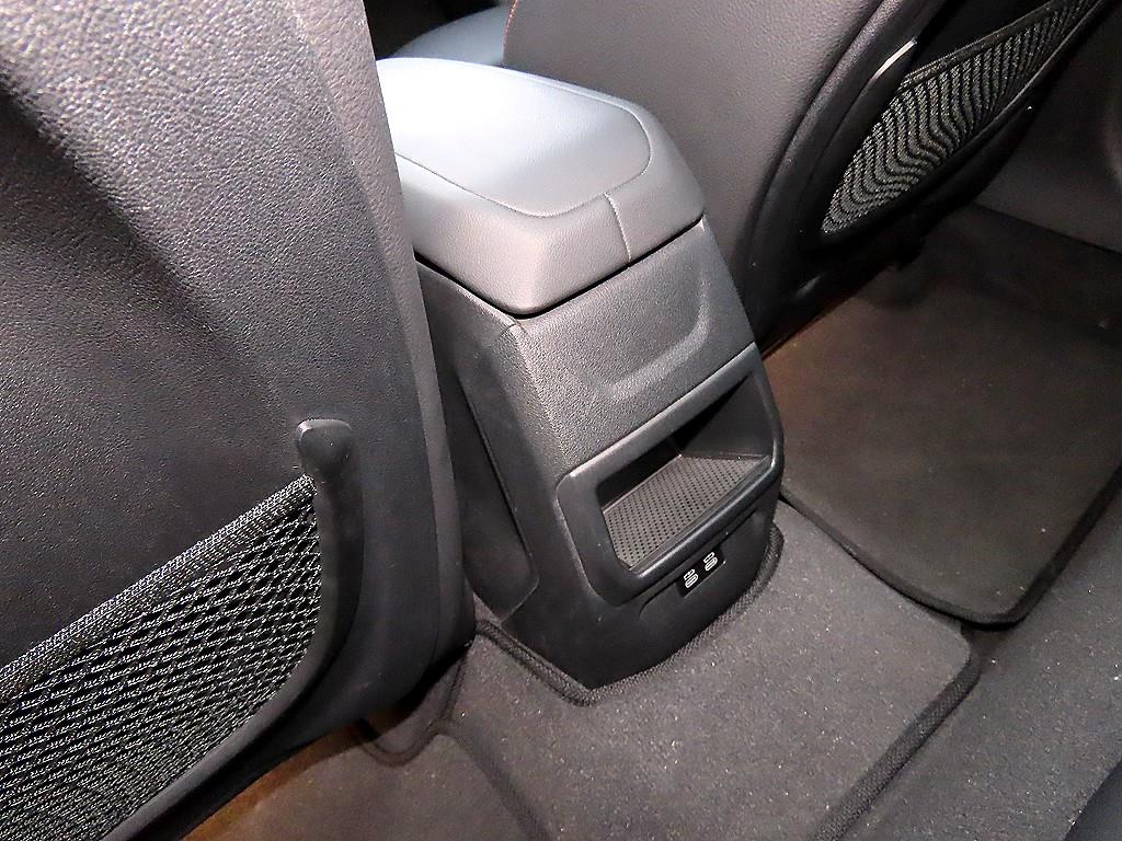 BMW 1 series 2021 Azul - Importación desde Corea - HF Imports Iquique - Foto 17