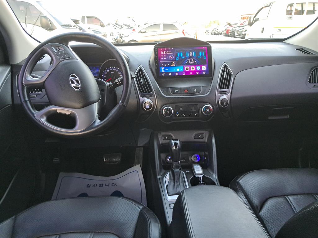 HYUNDAI Tucson - Vista 5