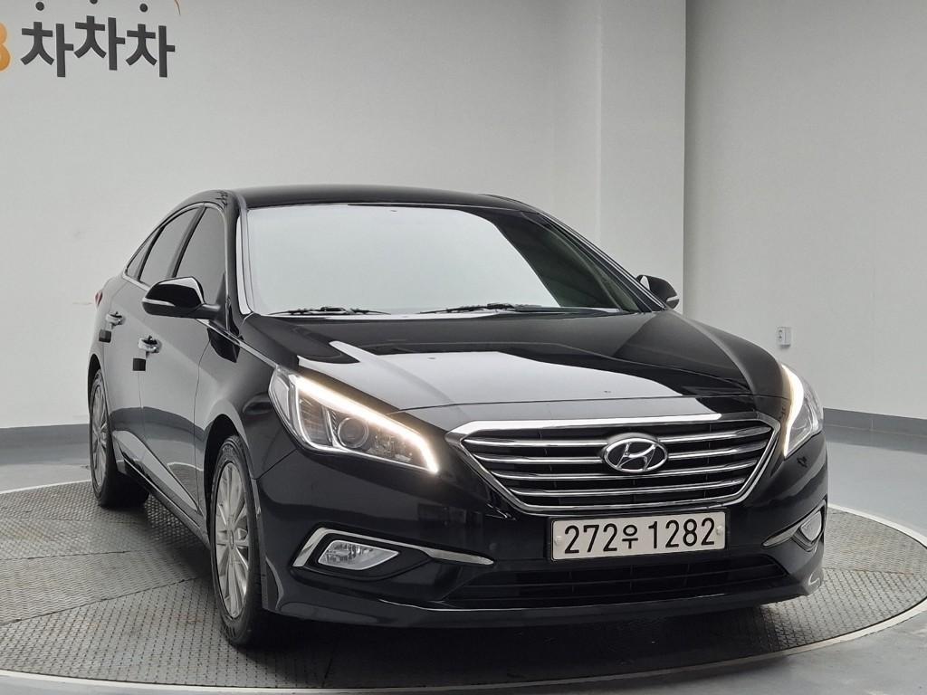 HYUNDAI Sonata - Vista 4