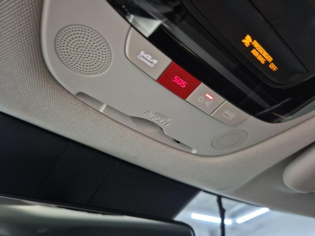 KIA EV6 2022 Blanco - Importación desde Corea - HF Imports Iquique - Foto 18