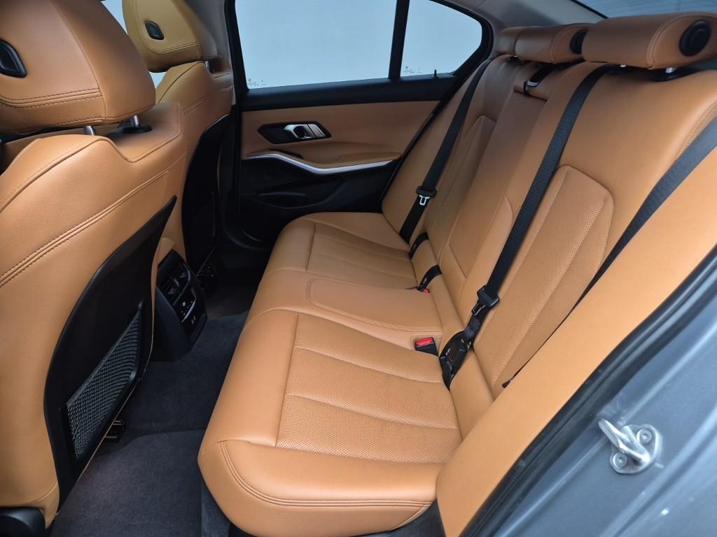 BMW 3 series - Vista 12