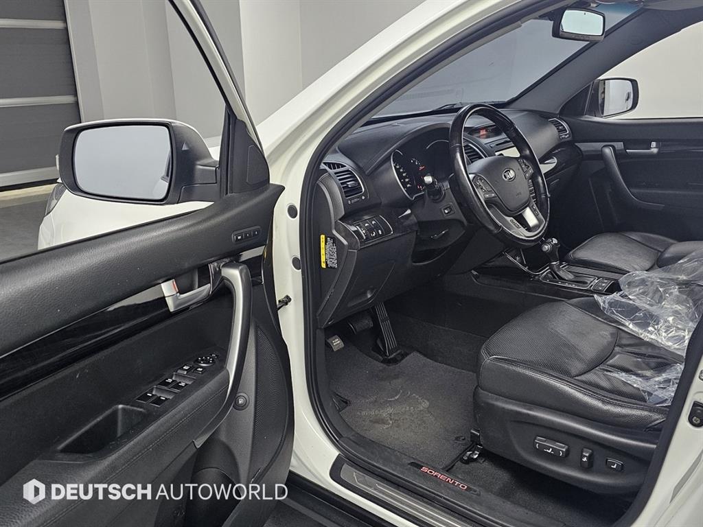 KIA Sorento - Vista 11