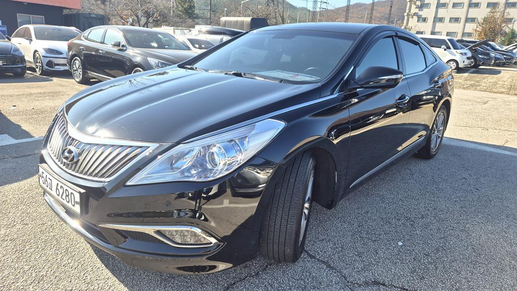 HYUNDAI Grandeur 2015 Negro - Importación desde Corea - HF Imports Iquique - Foto 1