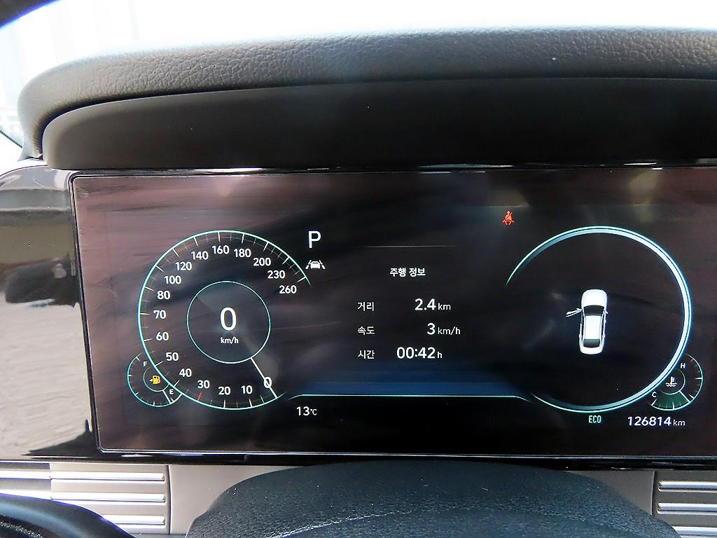 HYUNDAI Grandeur - Vista 9