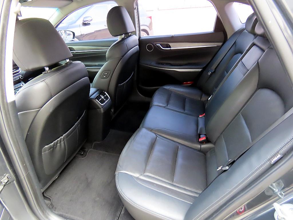 HYUNDAI Grandeur - Vista 6