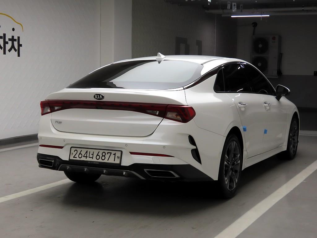 KIA K5 - Vista 4