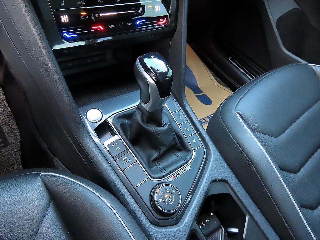 Volkswagen Tiguan - Vista 11