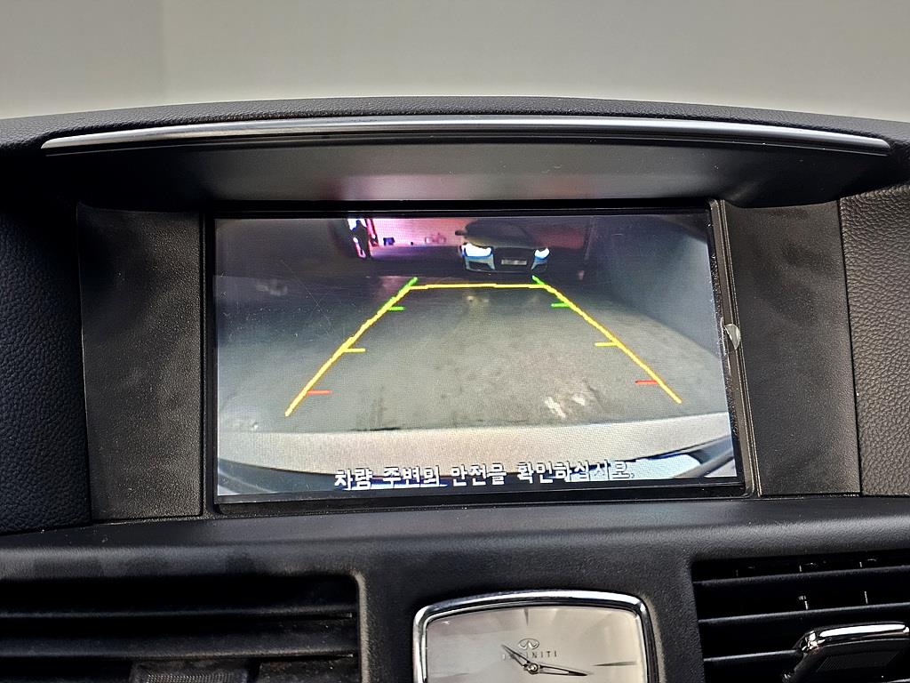 Infiniti Q 2017 Blanco - Importación desde Corea - HF Imports Iquique - Foto 13