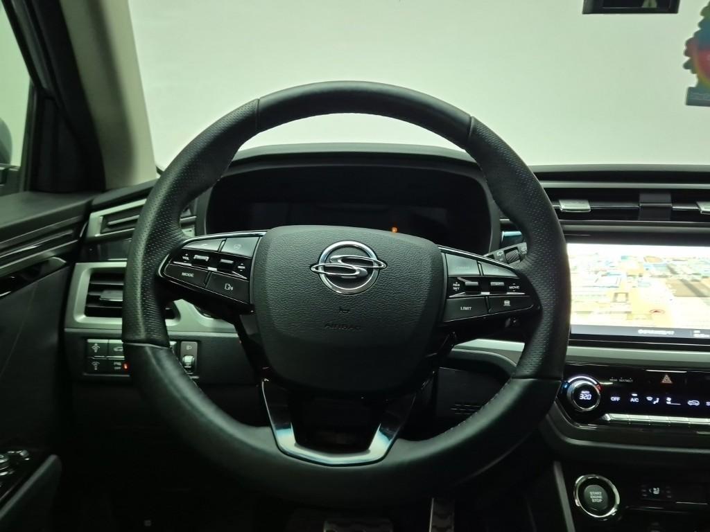 Ssangyong Korando - Vista 9