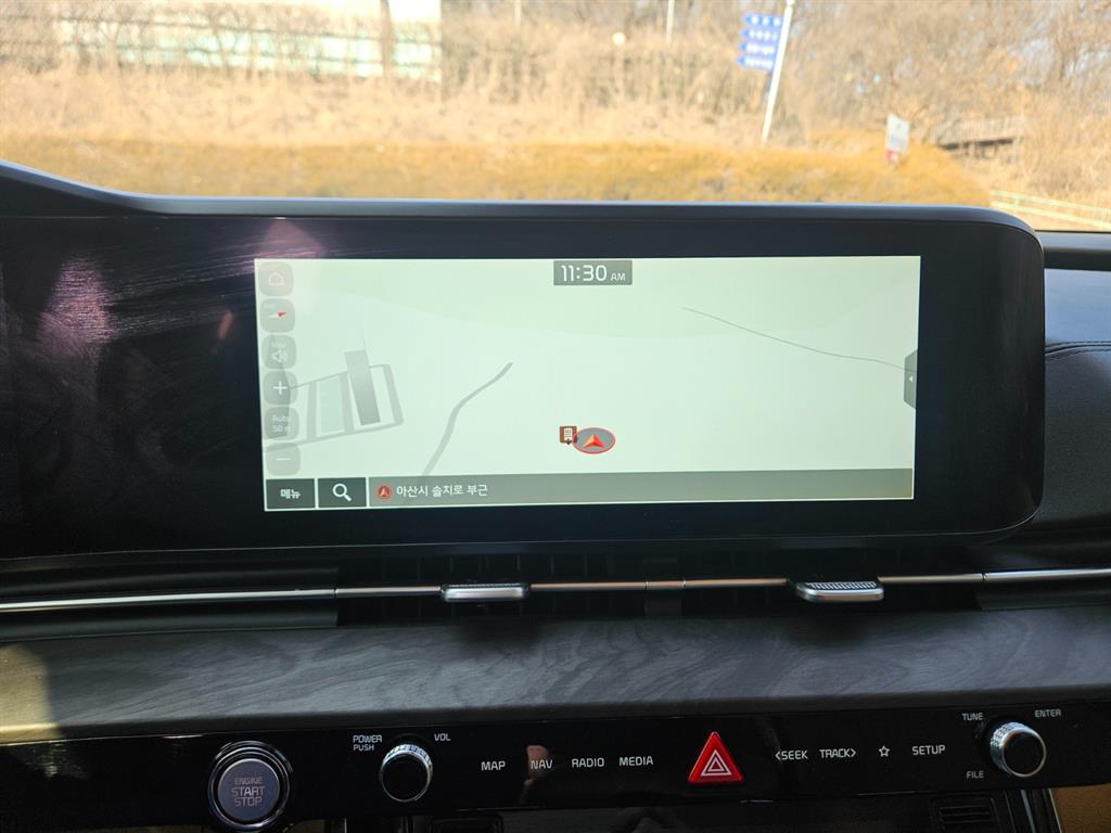 KIA Carnival - Vista 12