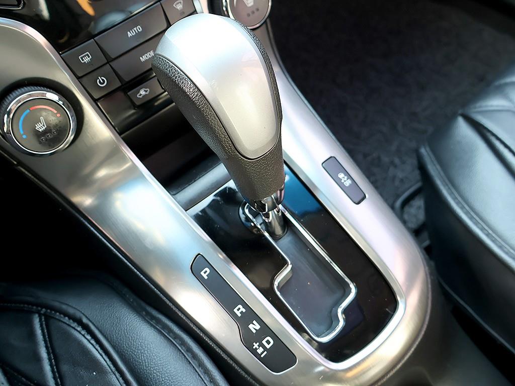 Chevrolet Cruise 2016 Blanco - Importación desde Corea - HF Imports Iquique - Foto 7