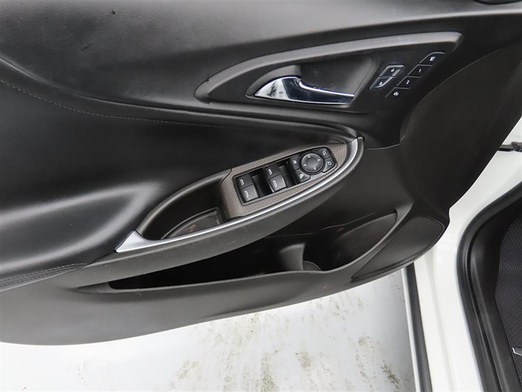 Chevrolet Malibu 2017 Blanco - Importación desde Corea - HF Imports Iquique - Foto 13