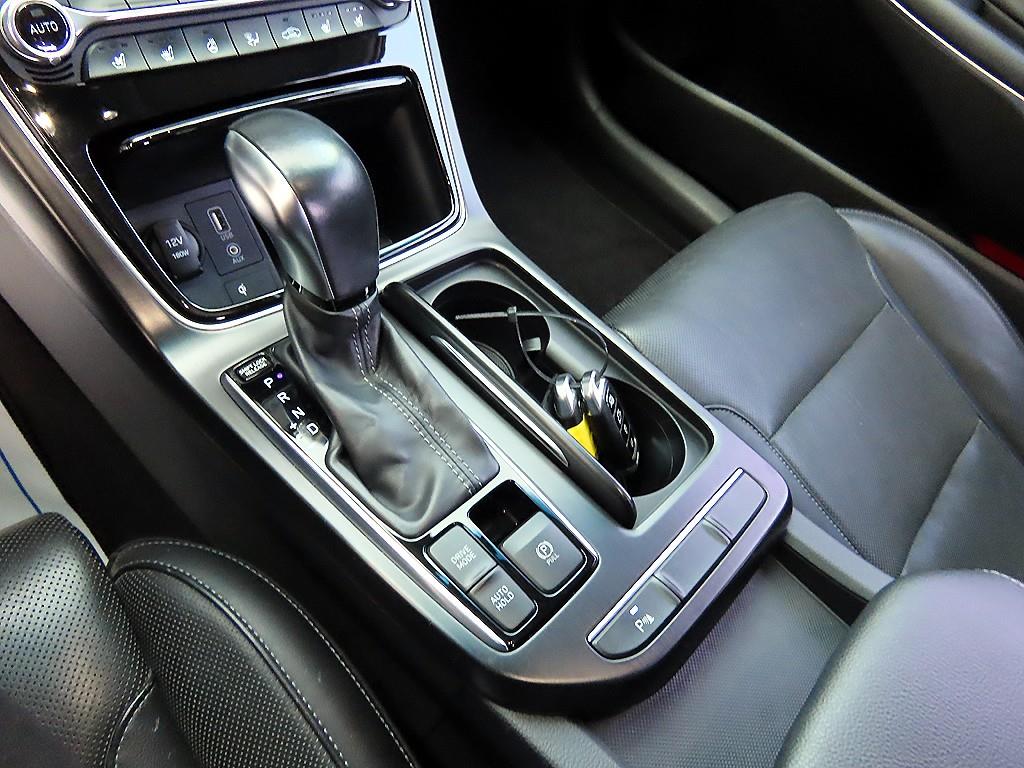 HYUNDAI Grandeur - Vista 10