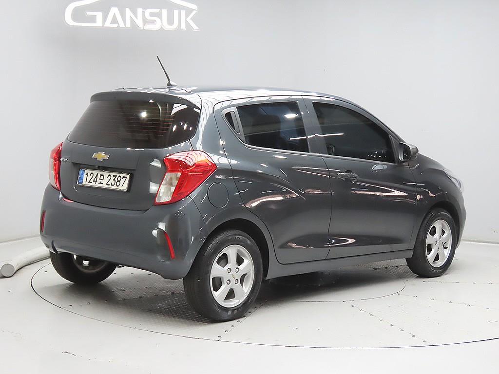 Chevrolet Spark - Vista 7