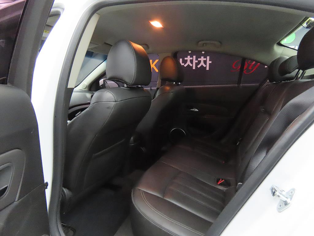 Chevrolet Cruise - Vista 6