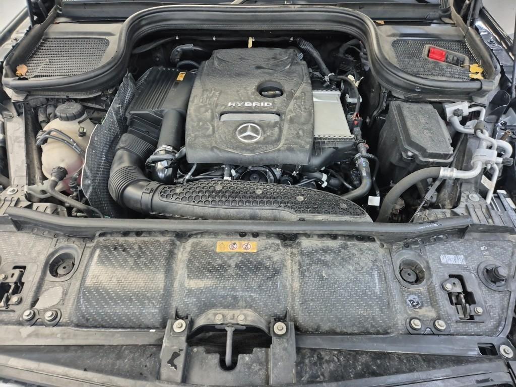 Mercedes Benz GLE Class - Vista 5