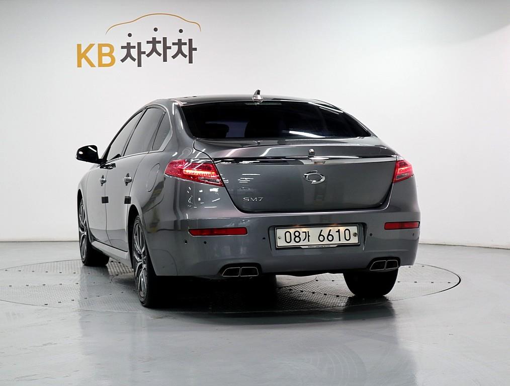 SAMSUNG SM7 - Vista 4