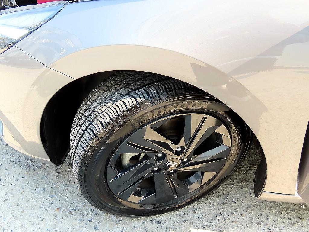 HYUNDAI Avante 2022 Gris - Importación desde Corea - HF Imports Iquique - Foto 18