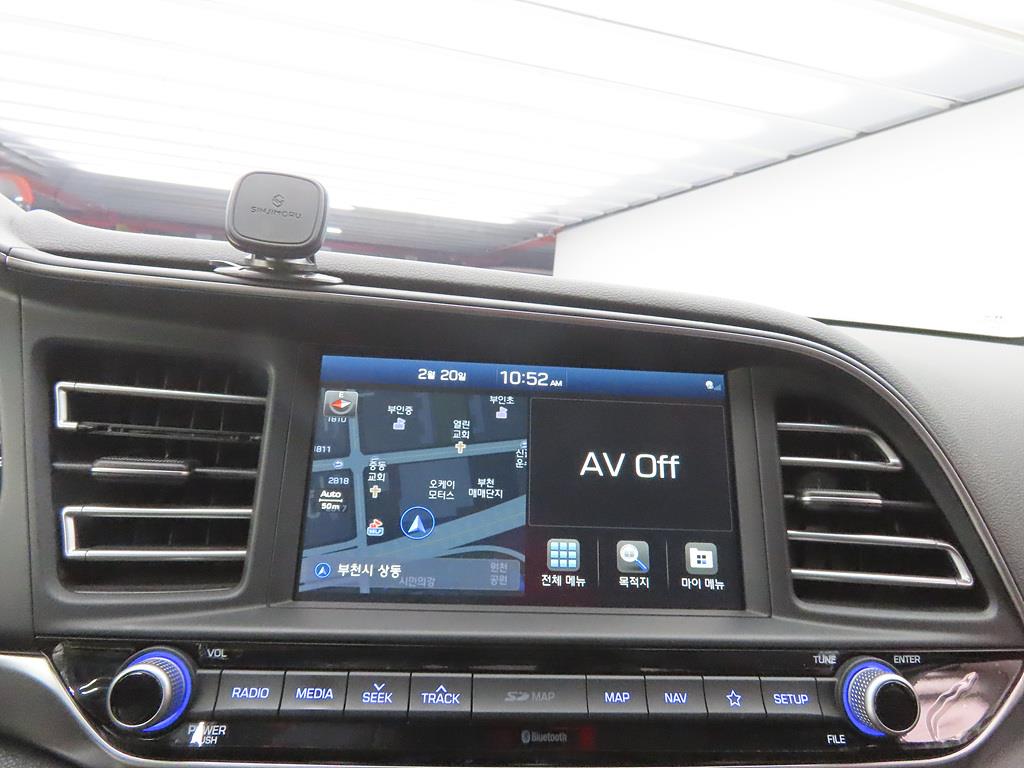 HYUNDAI Avante 2019 Blanco - Importación desde Corea - HF Imports Iquique - Foto 13