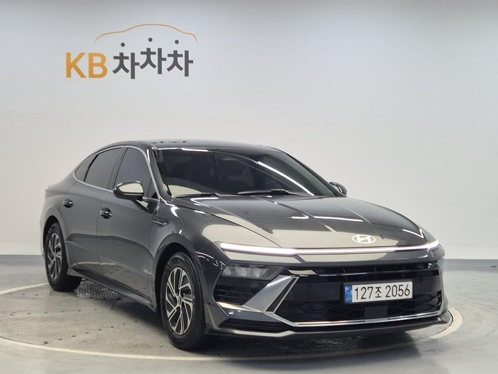 HYUNDAI Sonata - Vista 4