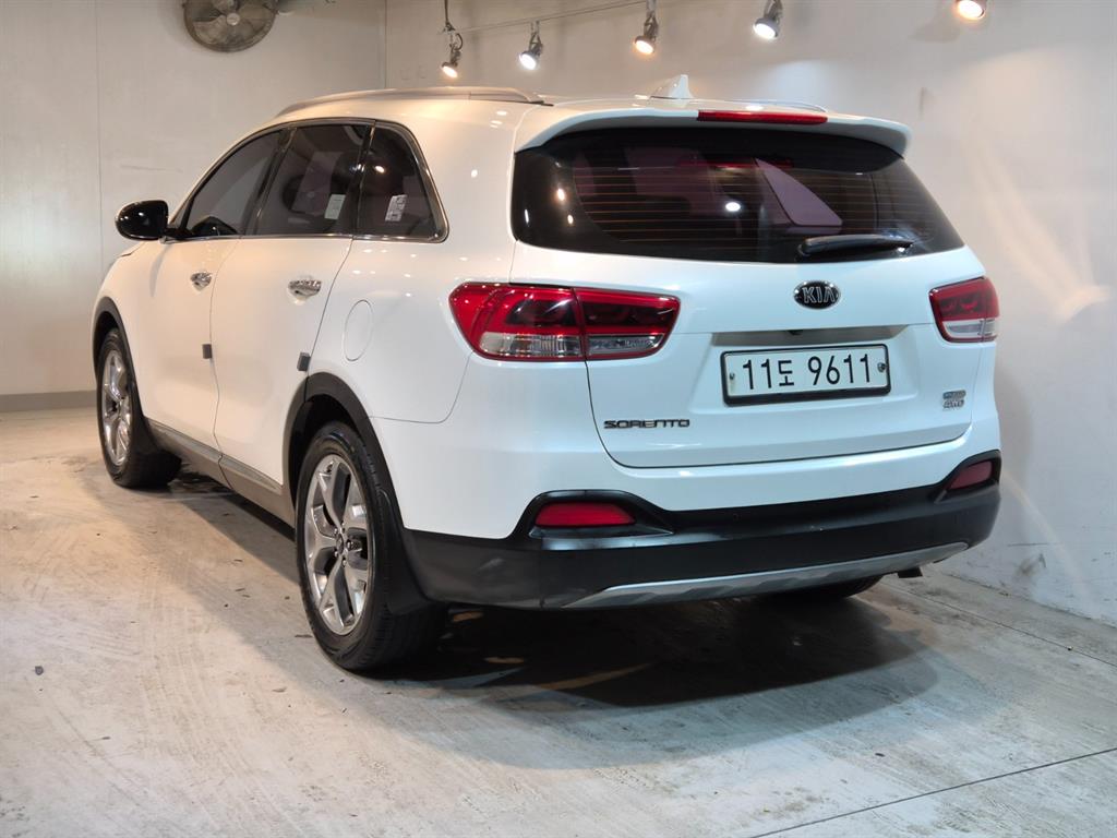 KIA Sorento - Vista 4
