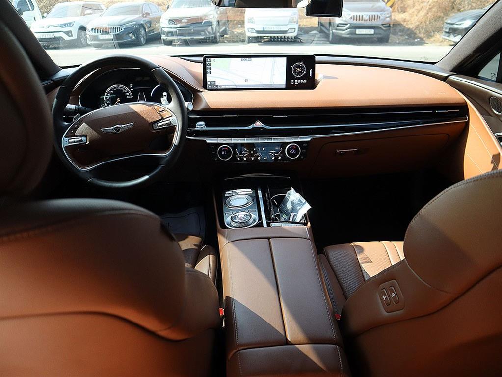 Genesis G80 - Vista 9