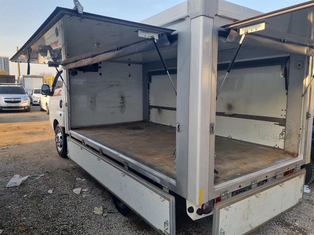 Small Truck Normal Box(Low Deck) - Vista 5