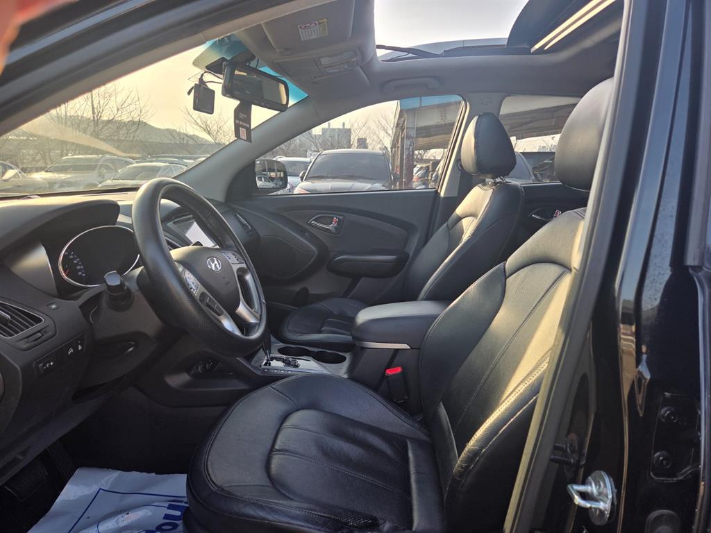 HYUNDAI Tucson - Vista 7