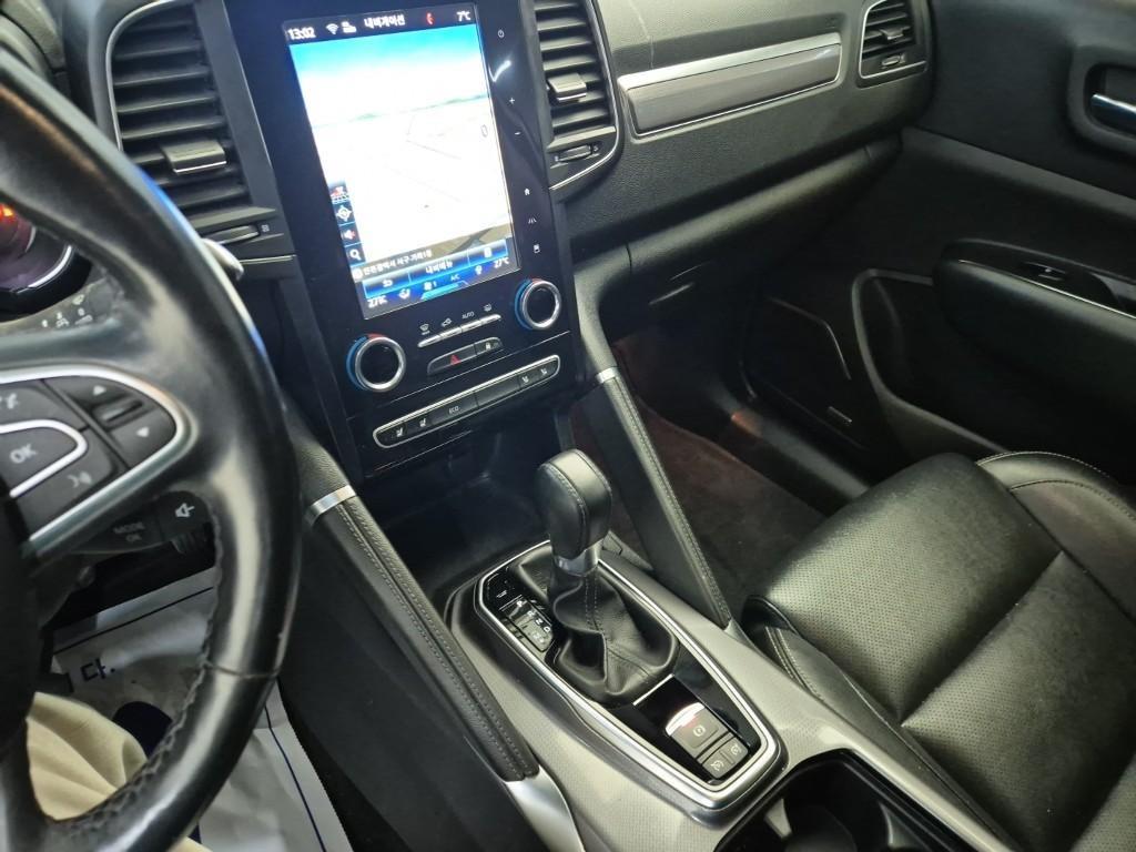 SAMSUNG QM6 - Vista 11