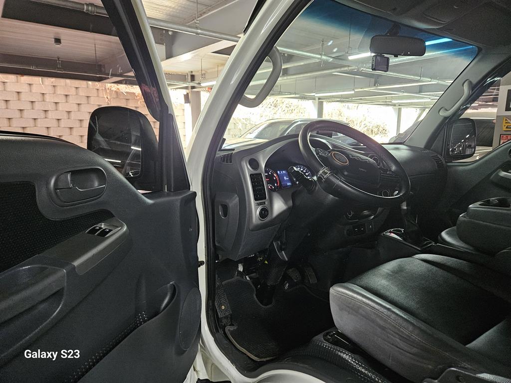 Small Truck Cargo (small) - Vista 8