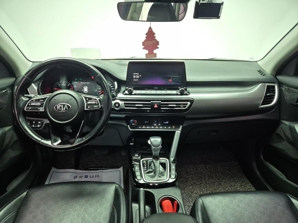 KIA Seltos - Vista 7