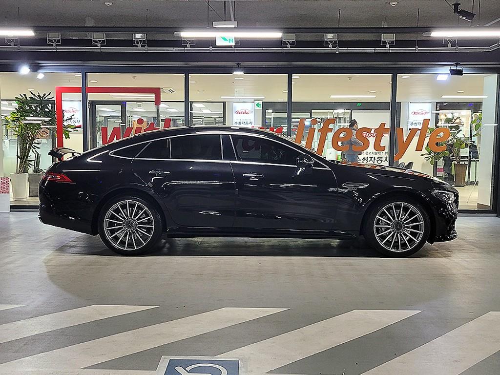 Mercedes Benz AMG GT - Vista 3