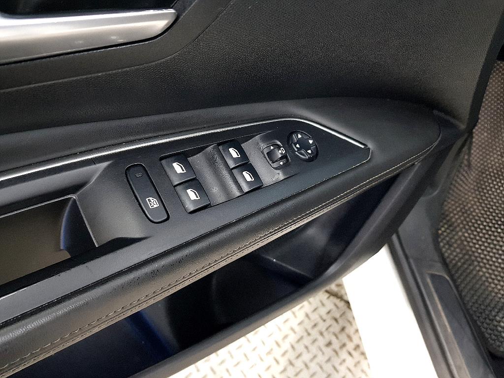 Peugeot 3008 - Vista 11