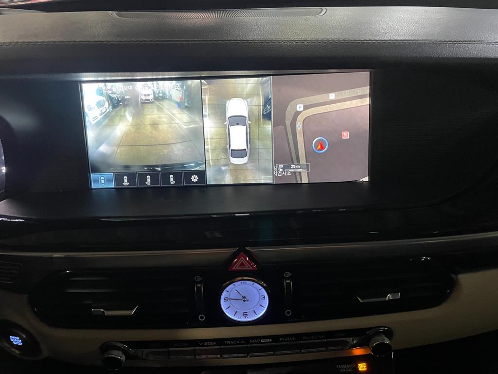 Genesis EQ900 - Vista 9