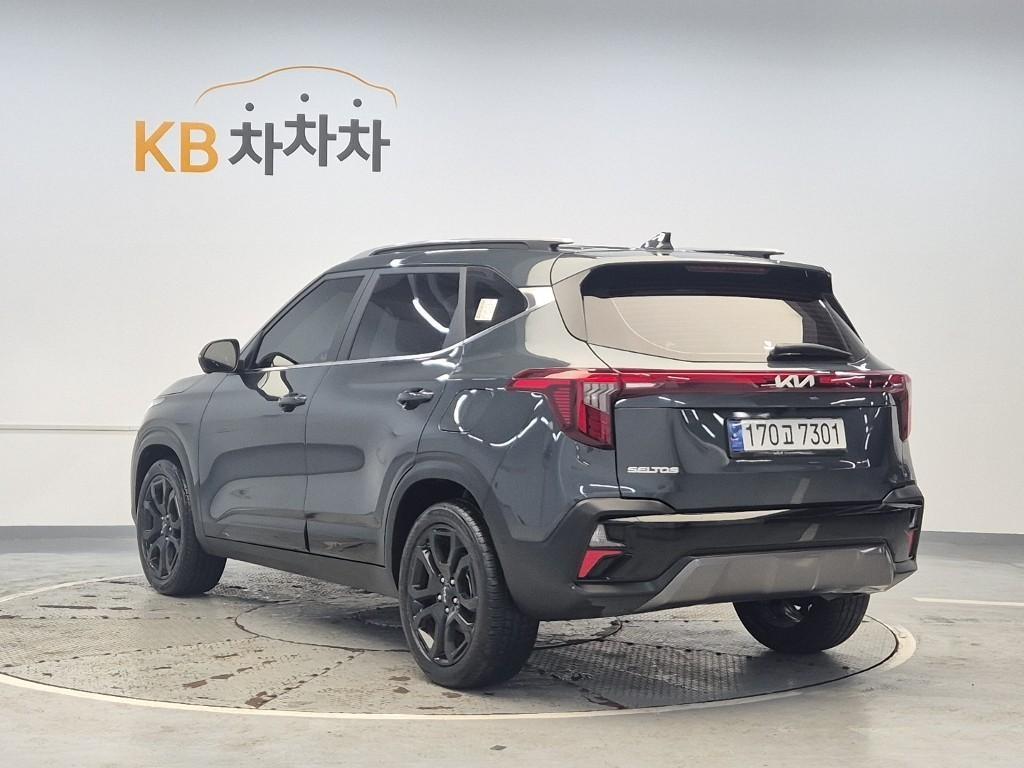 KIA Seltos 2024 Gris - Importación desde Corea - HF Imports Iquique - Foto 17