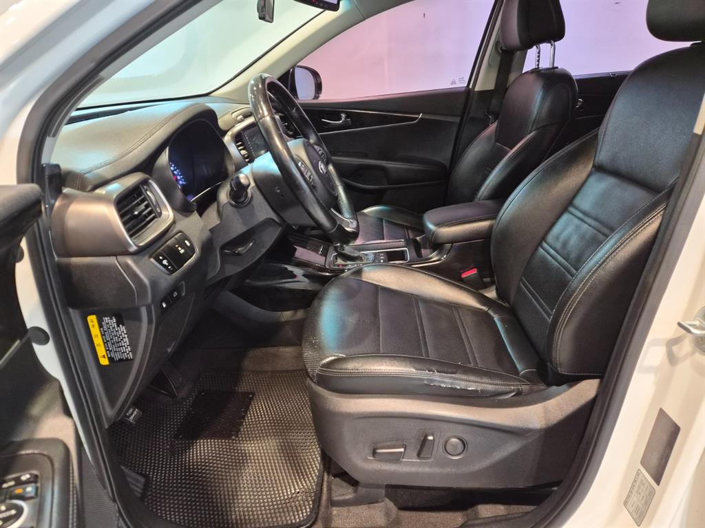 KIA Sorento - Vista 12