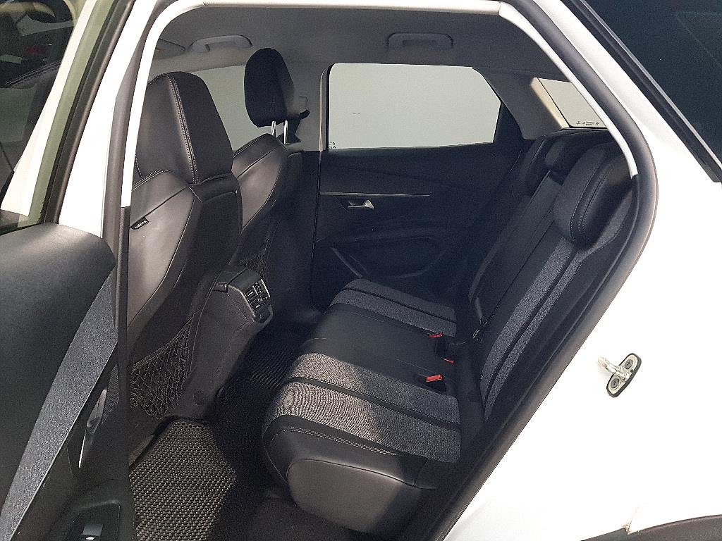 Peugeot 3008 - Vista 9