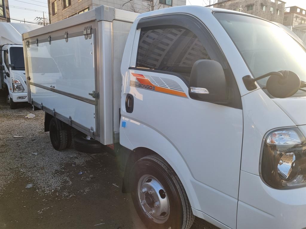 Small Truck Normal Box(Low Deck) - Vista 8