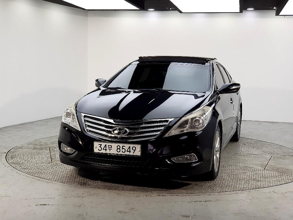 HYUNDAI Grandeur - Vista 2